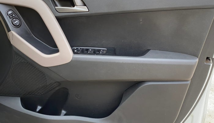 2018 Hyundai Creta SX PLUS 1.6 PETROL, Petrol, Manual, 51,943 km, Driver Side Door Panels Control