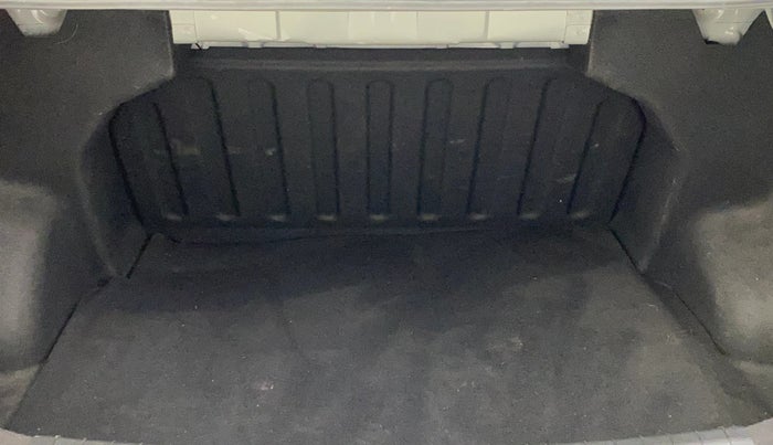 2018 Hyundai Xcent E+, Petrol, Manual, 41,224 km, Boot Inside