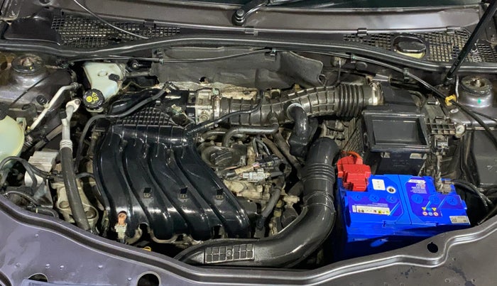 2017 Renault Duster RXE PETROL, Petrol, Manual, 27,433 km, Engine View