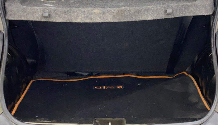 2016 Renault Kwid RXT 1.0, Petrol, Manual, 46,701 km, Boot Inside