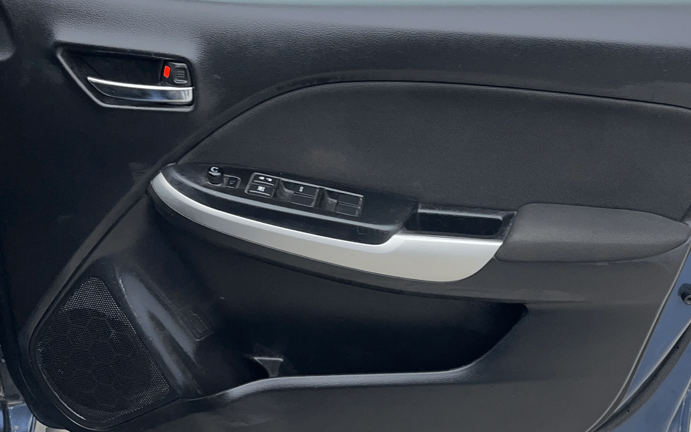 2018 Maruti Baleno DELTA PETROL 1.2, Petrol, Manual, 98,020 km, Driver Side Door Panels Control