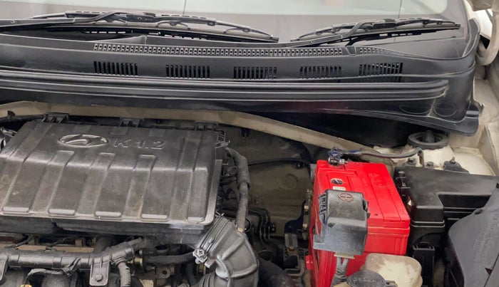 2015 Hyundai Grand i10 SPORTZ 1.2 KAPPA VTVT, Petrol, Manual, 71,296 km, Engine View - Left