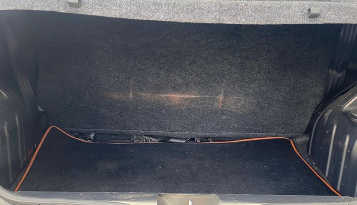 2017 Renault Kwid CLIMBER 1.0 AMT, Petrol, Automatic, 42,870 km, Boot Inside