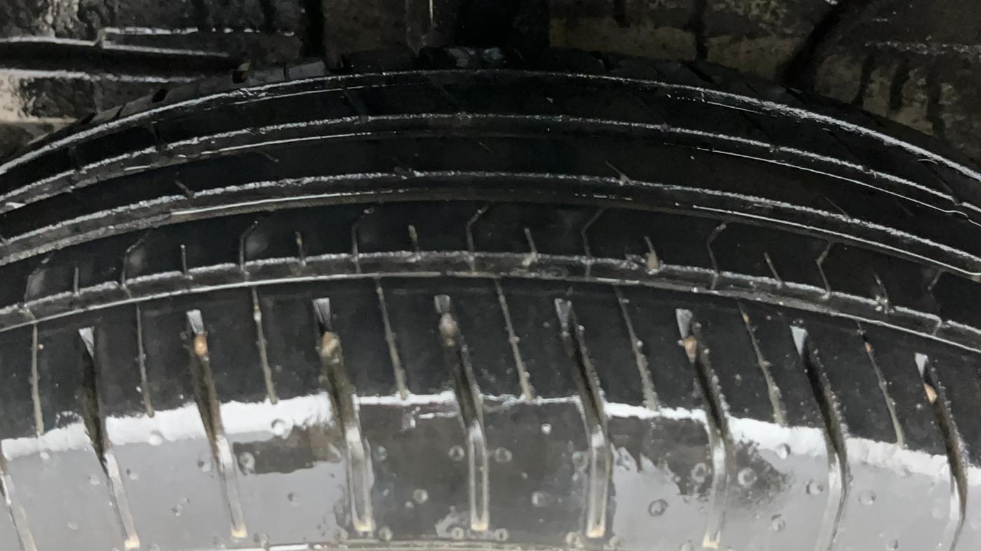 2023 Tata PUNCH ADVENTURE MT, Petrol, Manual, 25,721 km, Right Rear Tyre Tread