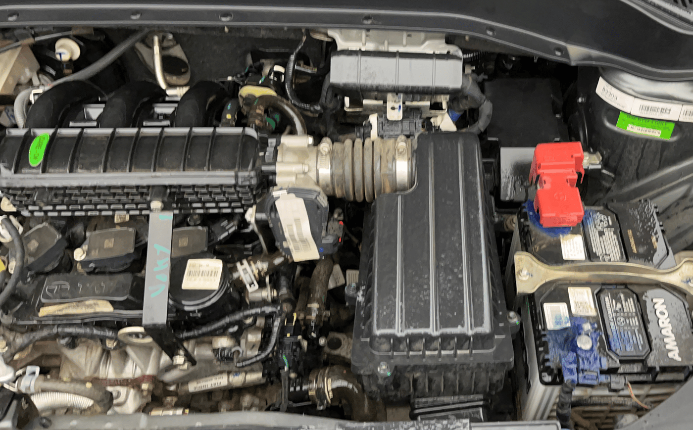 2023 Tata PUNCH ADVENTURE MT, Petrol, Manual, 25,721 km, Engine View - Left