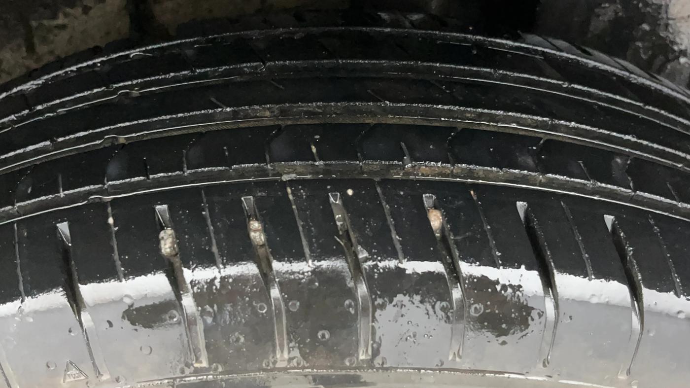 2023 Tata PUNCH ADVENTURE MT, Petrol, Manual, 25,721 km, Left Rear Tyre Tread