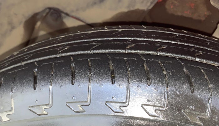 2023 Maruti Celerio ZXI AMT, Petrol, Automatic, 45,563 km, Left Front Tyre Tread