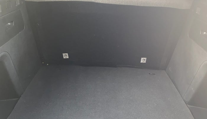 2025 Tata Curvv Pure Plus S 1.2 Petrol 7DCA, Petrol, Automatic, 5,167 km, Boot Inside