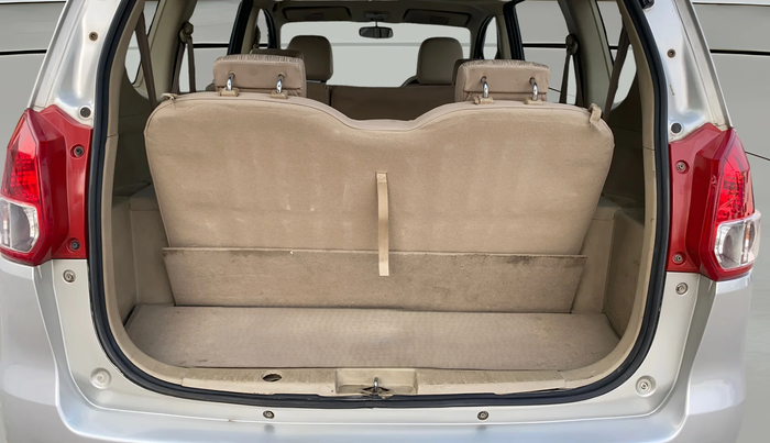 2013 Maruti Ertiga ZDI, Diesel, Manual, 1,00,067 km, Boot Inside