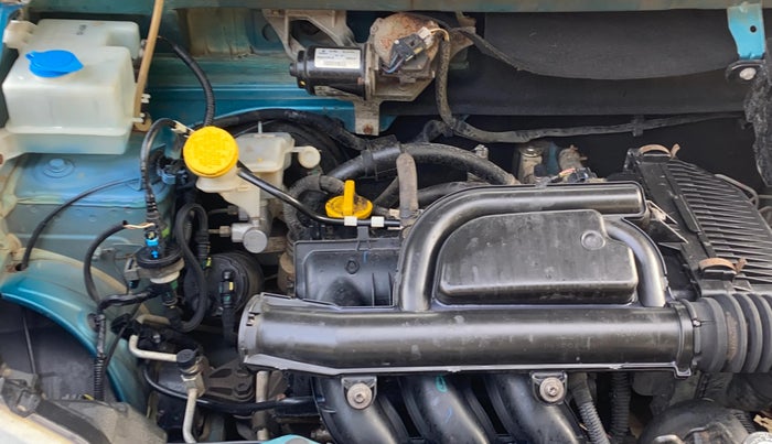 2019 Renault Kwid CLIMBER 1.0 AMT (O), Petrol, Automatic, 83,820 km, Engine View - Right