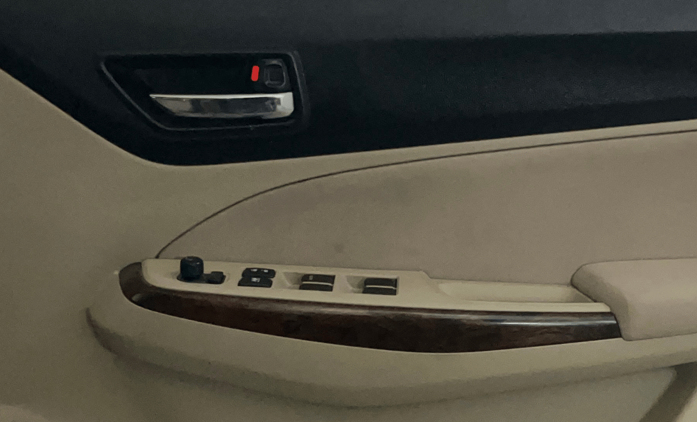 2017 Maruti Dzire ZXI PLUS AMT, Petrol, Automatic, 66,215 km, Driver Side Door Panels Control