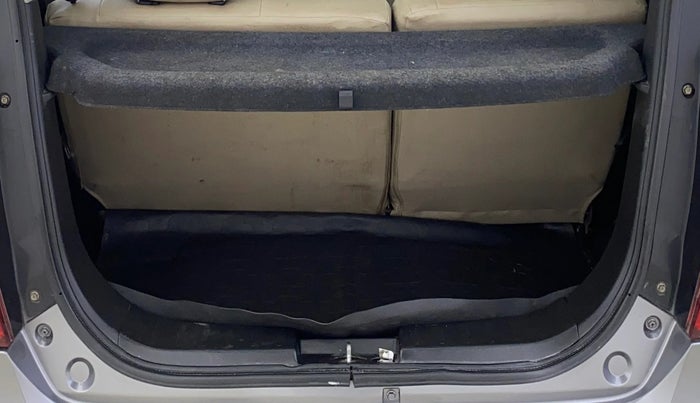 2015 Maruti Wagon R 1.0 VXI, Petrol, Manual, 30,120 km, Boot Inside