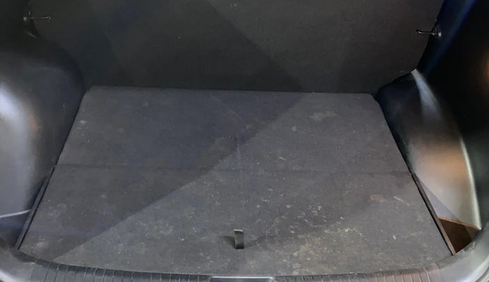 2019 Hyundai Creta EX 1.6 PETROL, Petrol, Manual, 45,239 km, Boot Inside