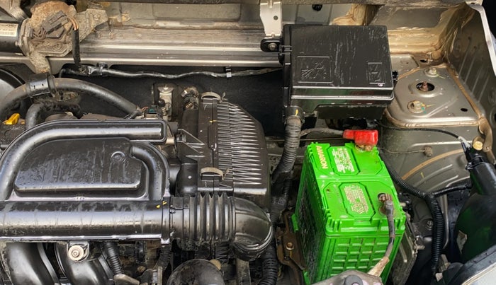 2017 Renault Kwid RXT 1.0, Petrol, Manual, 72,218 km, Engine View - Left