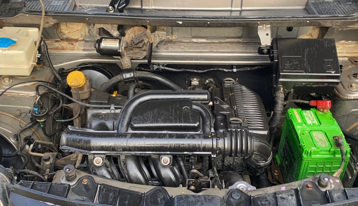 2017 Renault Kwid RXT 1.0, Petrol, Manual, 72,218 km, Engine View