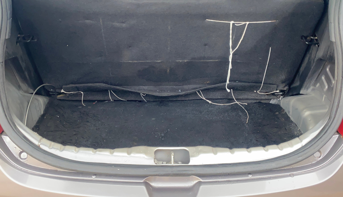 2013 Hyundai Eon ERA +, Petrol, Manual, 96,947 km, Boot Inside