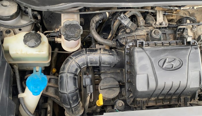 2013 Hyundai Eon ERA +, Petrol, Manual, 96,947 km, Engine View - Right