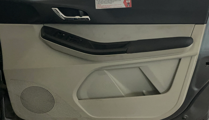 2024 Tata TIGOR XZA Plus iCNG , CNG, Automatic, 23,568 km, Driver Side Door Panels Control