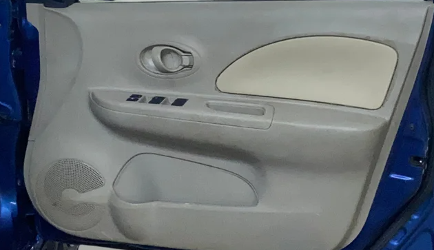 2016 Renault Pulse RXL PETROL, Petrol, Manual, 69,121 km, Driver Side Door Panels Control