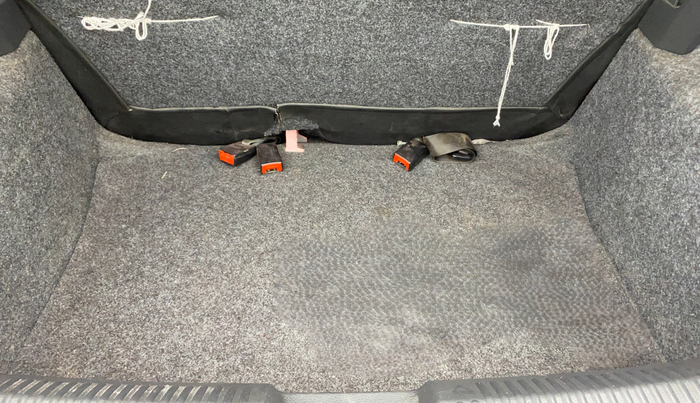 2016 Volkswagen Polo HIGHLINE1.2L, Petrol, Manual, 43,413 km, Boot Inside