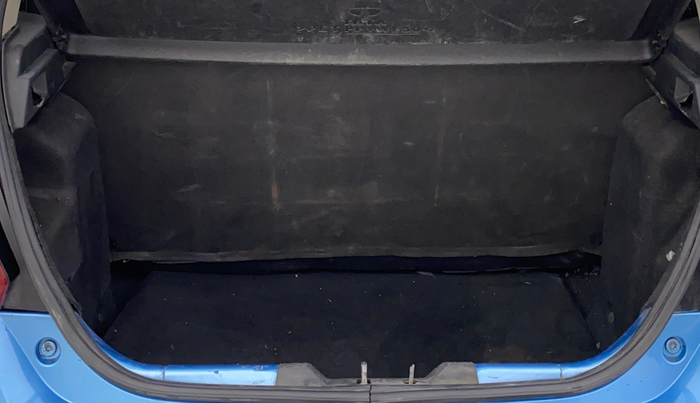 2016 Tata Tiago XZ PETROL, Petrol, Manual, 37,280 km, Boot Inside