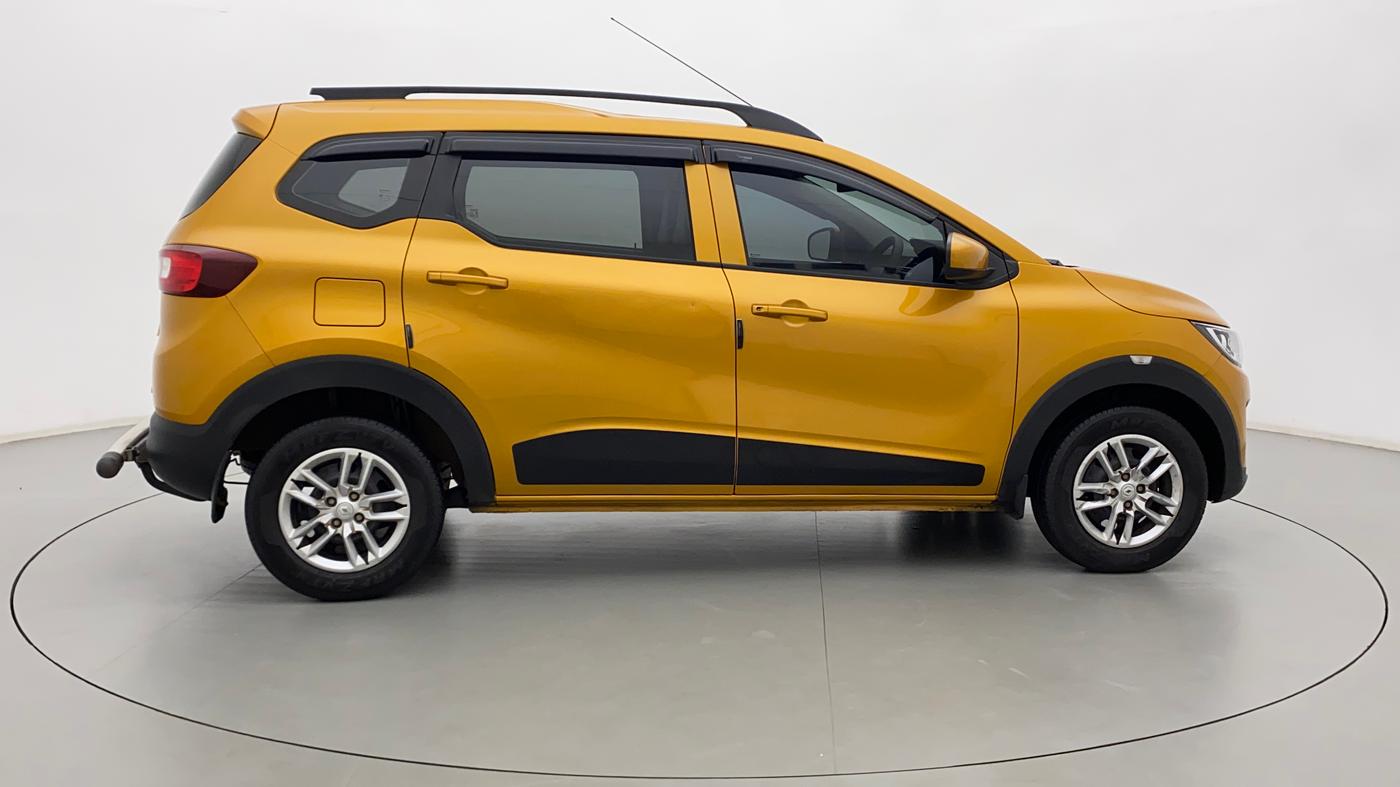 2021 Renault TRIBER RXL MT, Petrol, Manual, 23,841 km, Right Side View