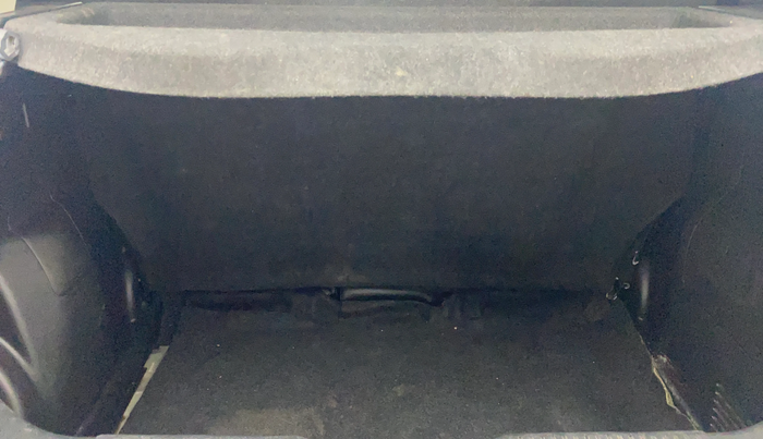 2021 Maruti Swift VXI, Petrol, Manual, 1,30,871 km, Boot Inside