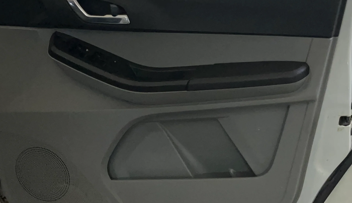 2021 Tata Tiago XZA PLUS PETROL, Petrol, Automatic, 59,164 km, Driver Side Adjustment Panel