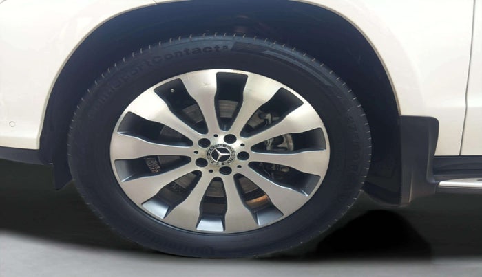 2018 Mercedes Benz GLS 350D, Diesel, Automatic, 1,03,209 km, Left Front Wheel