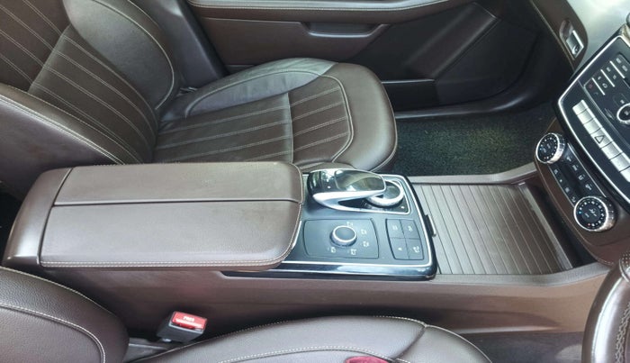 2018 Mercedes Benz GLS 350D, Diesel, Automatic, 1,03,209 km, Gear Lever