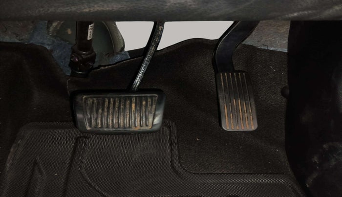 2024 Hyundai ALCAZAR PLATINUM(O) 7STR 1.5 AT, Diesel, Automatic, 26,551 km, Pedals