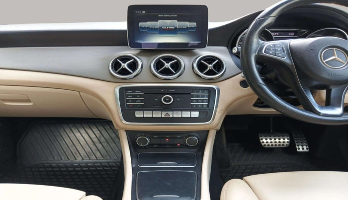 2017 Mercedes Benz GLA Class 200 CDI SPORT, Diesel, Automatic, 25,152 km, Air Conditioner