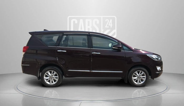 2016 Toyota Innova Crysta 2.4 VX 8 STR, Diesel, Manual, 79,766 km, Right Side View