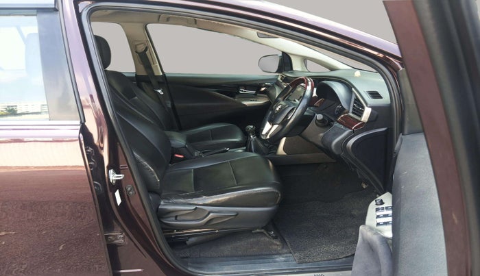 2016 Toyota Innova Crysta 2.4 VX 8 STR, Diesel, Manual, 79,766 km, Right Side Front Door Cabin