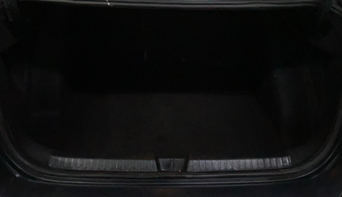 2022 Skoda SLAVIA STYLE 1.0L TSI AT, Petrol, Automatic, 39,763 km, Boot Inside