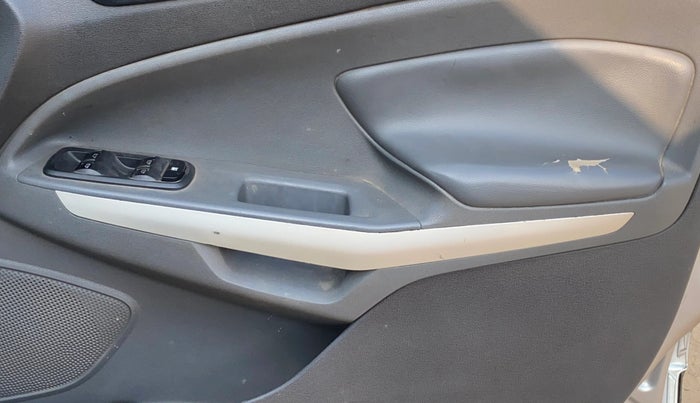 2014 Ford Ecosport TITANIUM 1.5L DIESEL (OPT), Diesel, Manual, 1,15,278 km, Driver Side Door Panels Control