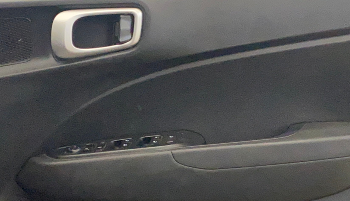 2019 Hyundai VENUE SX PLUS 1.0 TURBO DCT, Petrol, Automatic, 40,017 km, Driver Side Door Panels Control