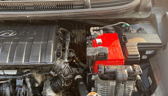 2021 Hyundai GRAND I10 NIOS SPORTZ AMT 1.2 KAPPA VTVT, Petrol, Automatic, 30,726 km, Engine View - Left