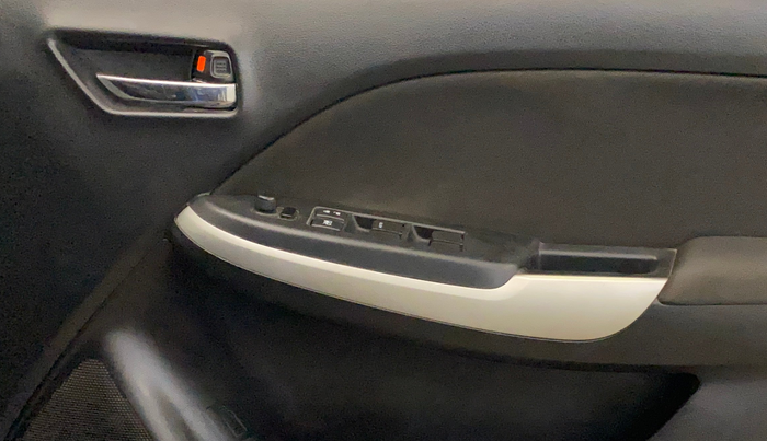2020 Maruti Baleno ZETA PETROL 1.2, Petrol, Manual, 95,725 km, Driver Side Door Panels Control