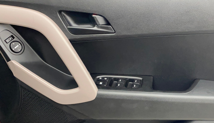 2019 Hyundai Creta E PLUS 1.6 PETROL, Petrol, Manual, 45,377 km, Driver Side Door Panels Control