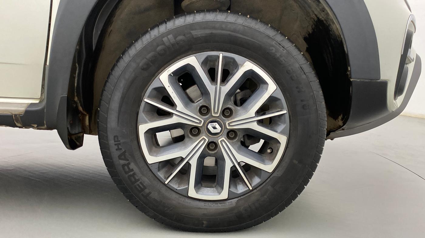 2021 Renault Duster RXZ, Petrol, Manual, 17,618 km, Right Front Wheel