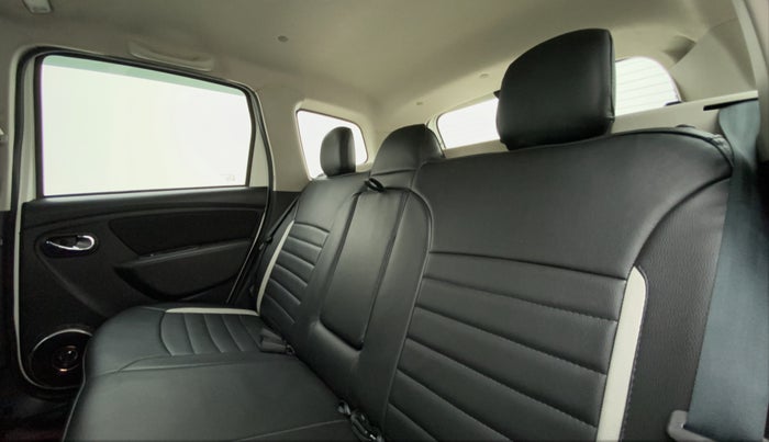 2021 Renault Duster RXZ, Petrol, Manual, 17,618 km, Right Side Rear Door Cabin