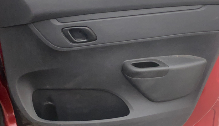 2016 Renault Kwid RXT 0.8, Petrol, Manual, 31,983 km, Driver Side Door Panels Control