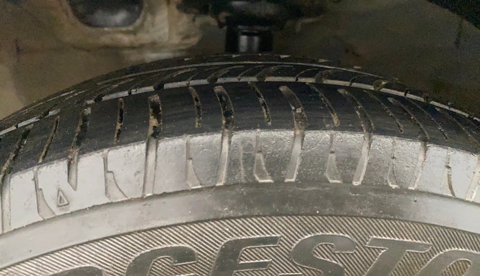 2016 Hyundai Grand i10 SPORTZ 1.2 KAPPA VTVT, Petrol, Manual, 63,008 km, Left Front Tyre Tread