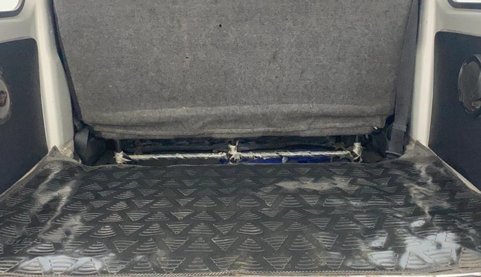 2021 Maruti Eeco 5 STR WITH A/C+HTR, Petrol, Manual, 95,923 km, Boot Inside