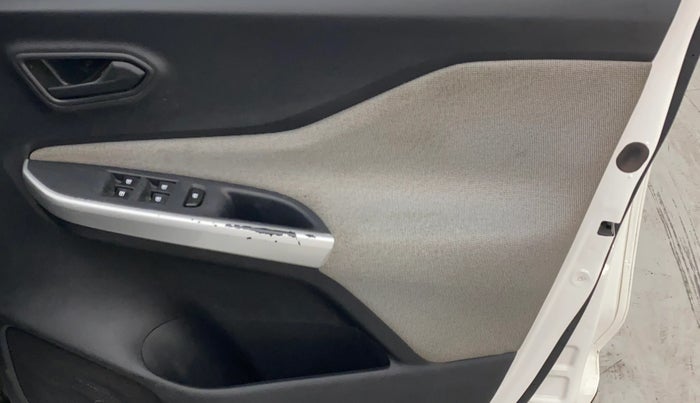 2021 Nissan MAGNITE XE, Petrol, Manual, 46,045 km, Driver Side Door Panels Control