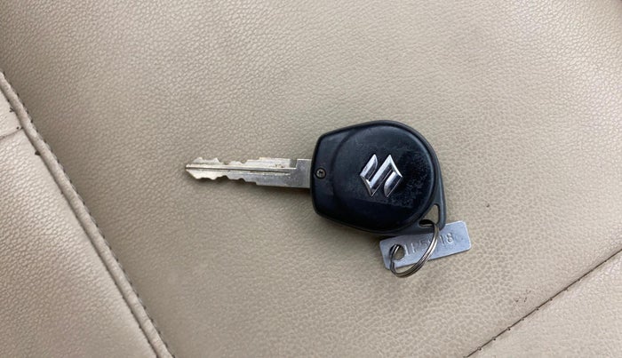 2013 Maruti Swift Dzire VXI, Petrol, Manual, 63,118 km, Key Close Up