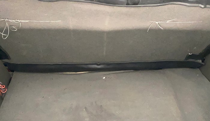 2013 Hyundai i10 ERA 1.1, Petrol, Manual, 42,011 km, Boot Inside