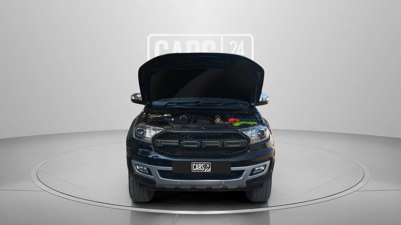 2021 Ford Endeavour TITANIUM 2.0 4X4 AT, Diesel, Automatic, 67,382 km, Open Bonet