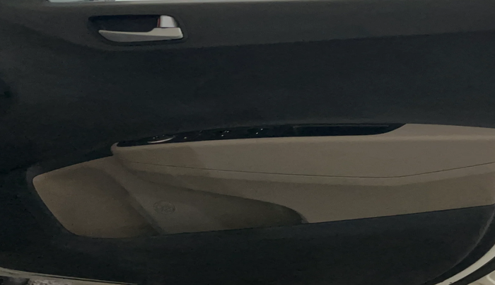 2014 Hyundai Grand i10 ASTA 1.2 KAPPA VTVT, Petrol, Manual, 44,976 km, Driver Side Door Panels Control